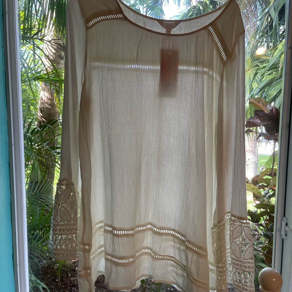 NWT Boho Women’s Sun & Shadow Ivory Tunic Top. Size Large